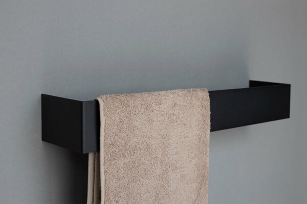 IMOdesign 60 cm towel rack with shelf – modern bathroom organizer