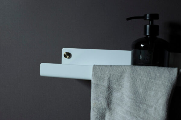 White shelf with towel rack - ALU - Image 7