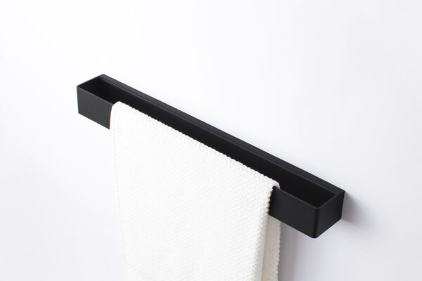 TU10 Black Towel Rail for Bathroom