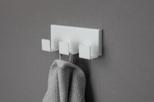 White hook – IMOdesign